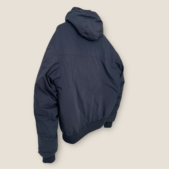 Tundra Canada Heavyweight Winter Jacket - Picture 9 of 15